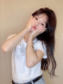 京麥   159  44 C杯  20歲