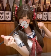 真玲：162.C.45.21歲
