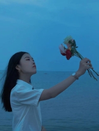 🌺綾乃：身長163cm
