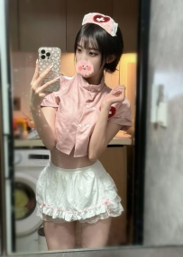 尼醬 163.B+.44.23歲  活潑又騷 聲音甜美