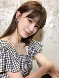 💓  安吉拉 162.C.47.25歲 明亮的眼睛