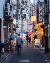 東京街頭  🥰