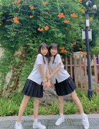 🌟 學生妹雙飛，甜蜜加倍！ 🌟