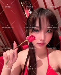 娜娜  164.D.47.26歲  平時工作壓力大
