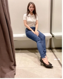 🍑 嘉怡  165.C.47.28歲 外表精緻，五官立體
