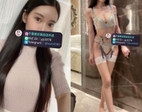 RINA：165cm、D+カップ、47kg、27歳 エレガントな秘書で