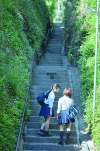 青春洋溢的少女