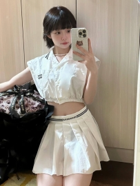 小依 160.45.D.20歲  短髮學生妹、新鮮嫩芽