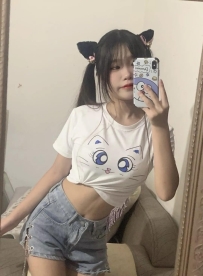 🍑 凌茉  160.E.46.20歲