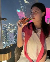 🍑 雪力  165.D.48.30歲 她拥有成熟性感的身材